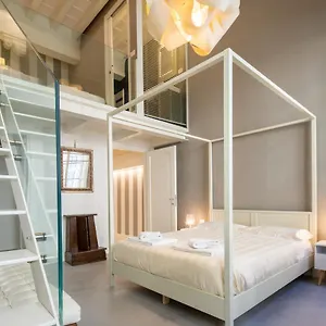 casa-velluti-deluxe.it-tuscanyhotel.com/